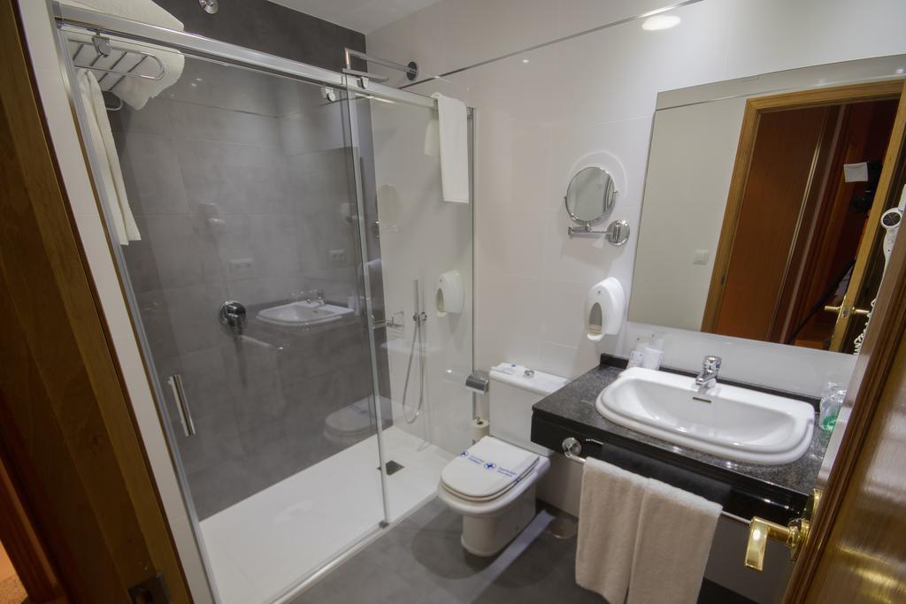 Apartamento de 1 dormitorio con vistas al mar y acceso al spa